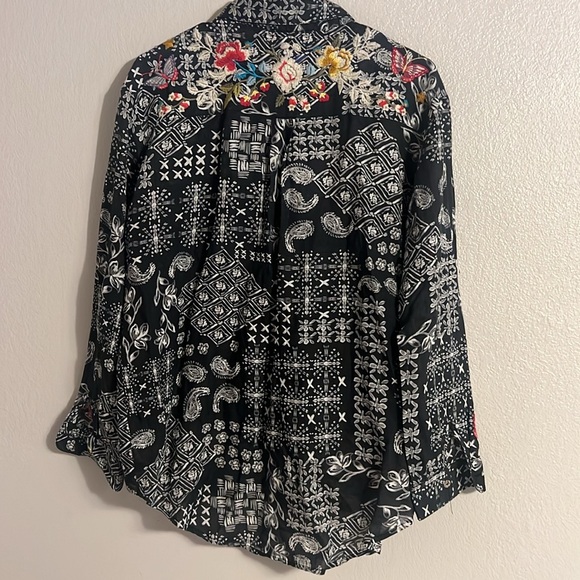 JOHNNyWAS Workshop top small - Picture 8 of 12